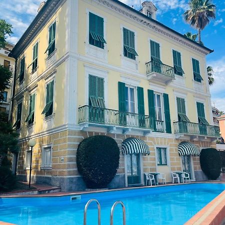 Hotel Miramare إمبيريا المظهر الخارجي الصورة