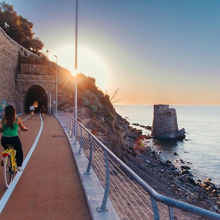Hotel Miramare إمبيريا المظهر الخارجي الصورة