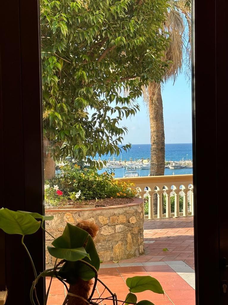 Hotel Miramare إمبيريا المظهر الخارجي الصورة